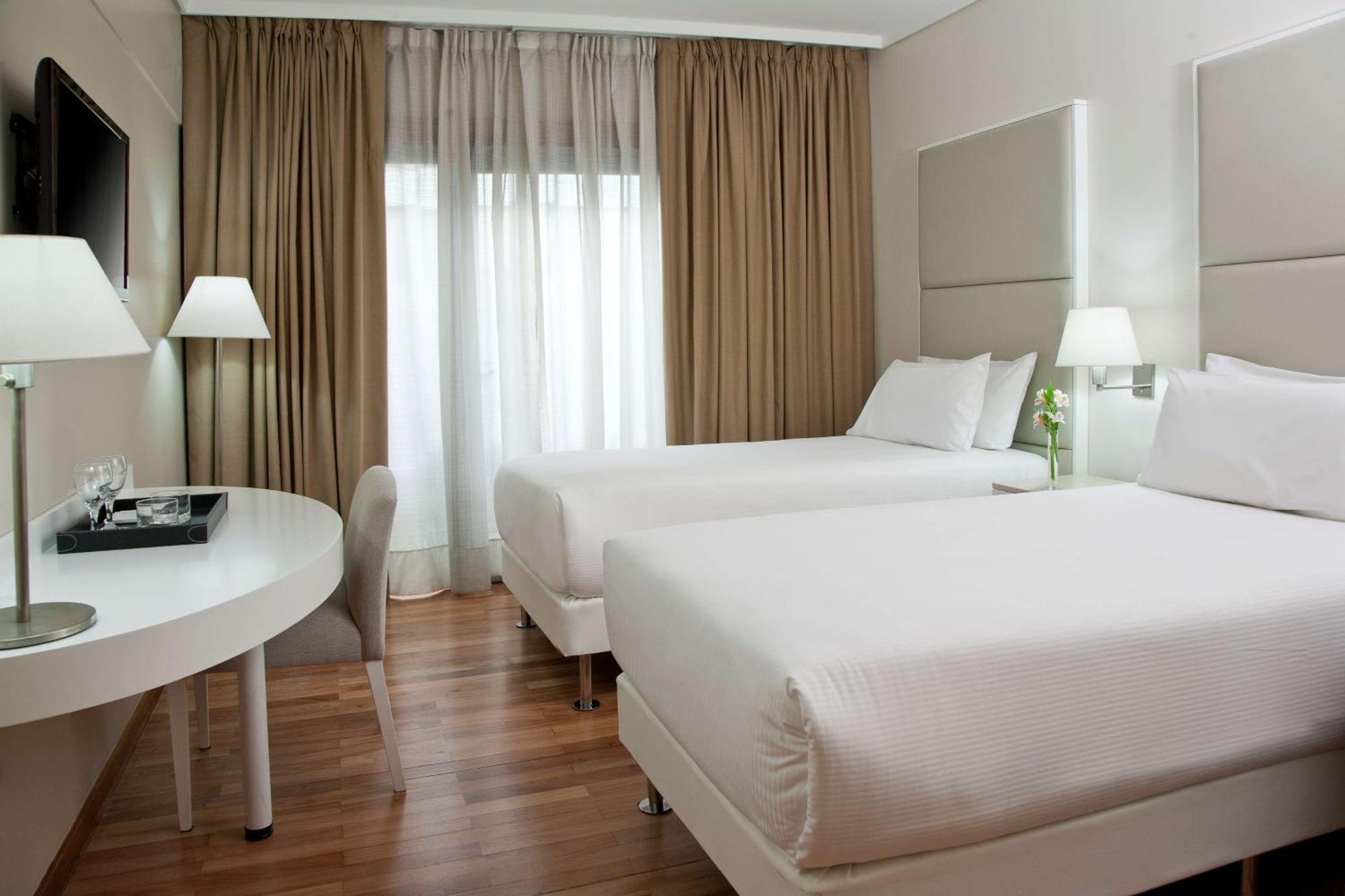 Nh Buenos Aires Florida Hotell Exteriör bild